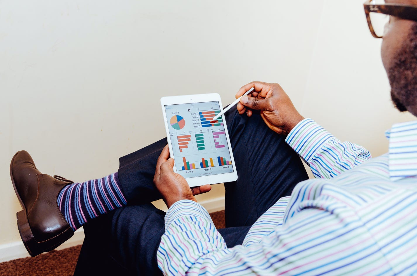 Data Analyse: 2day ICT is gespecialiseerd in ontwerpen, implementeren en inrichten van uw Elastic cluster. Elasticsearch heeft een aantal oplossingen: Elastic Enterprise Search, Elastic Observability en Elastic Security. 